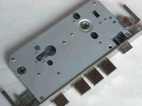 港口24小时上门开锁公司